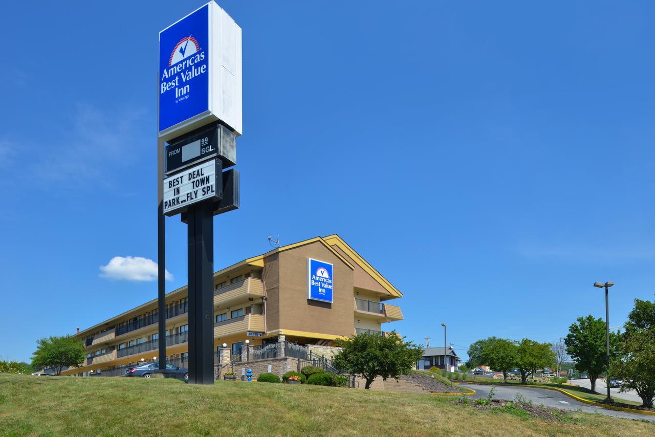Americas Best Value Inn-Pittsburgh Airport Coraopolis Εξωτερικό φωτογραφία